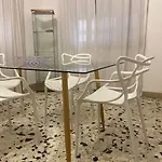 Apartment White-apartment *